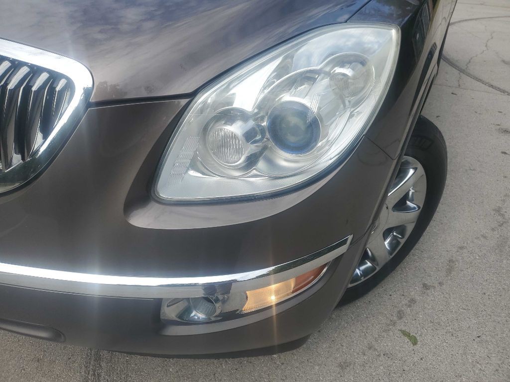 2010 Buick Enclave Image 11