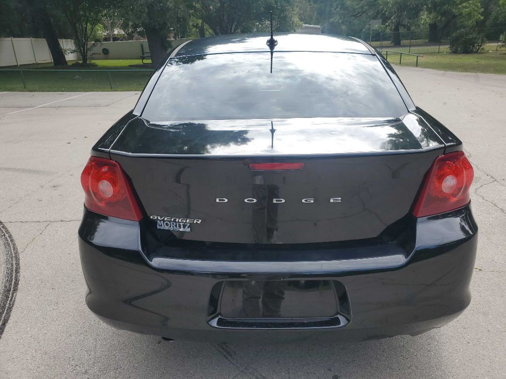 2013 Dodge Avenger Image 5