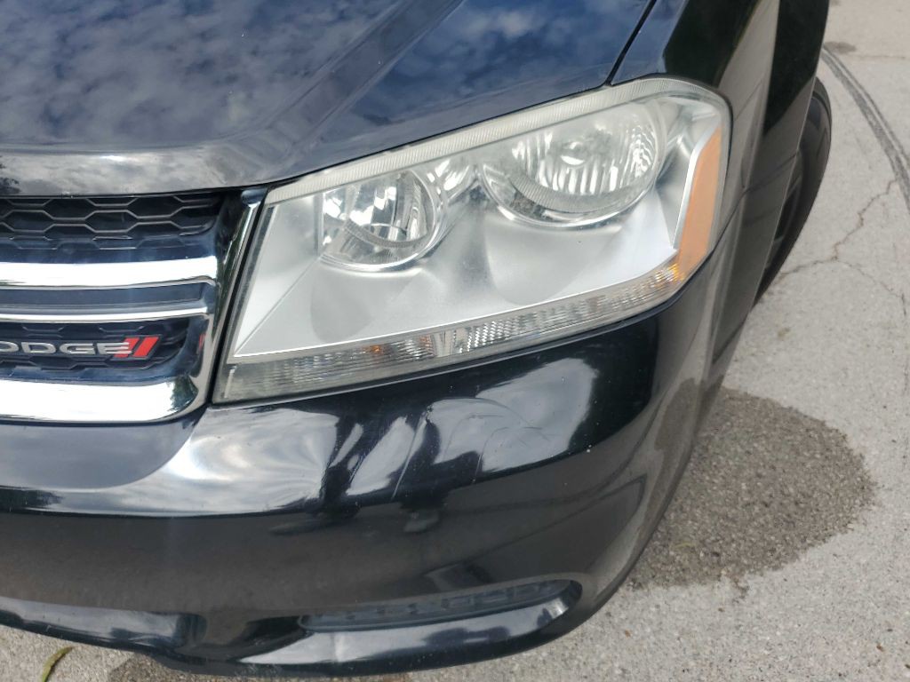 2013 Dodge Avenger Image 11