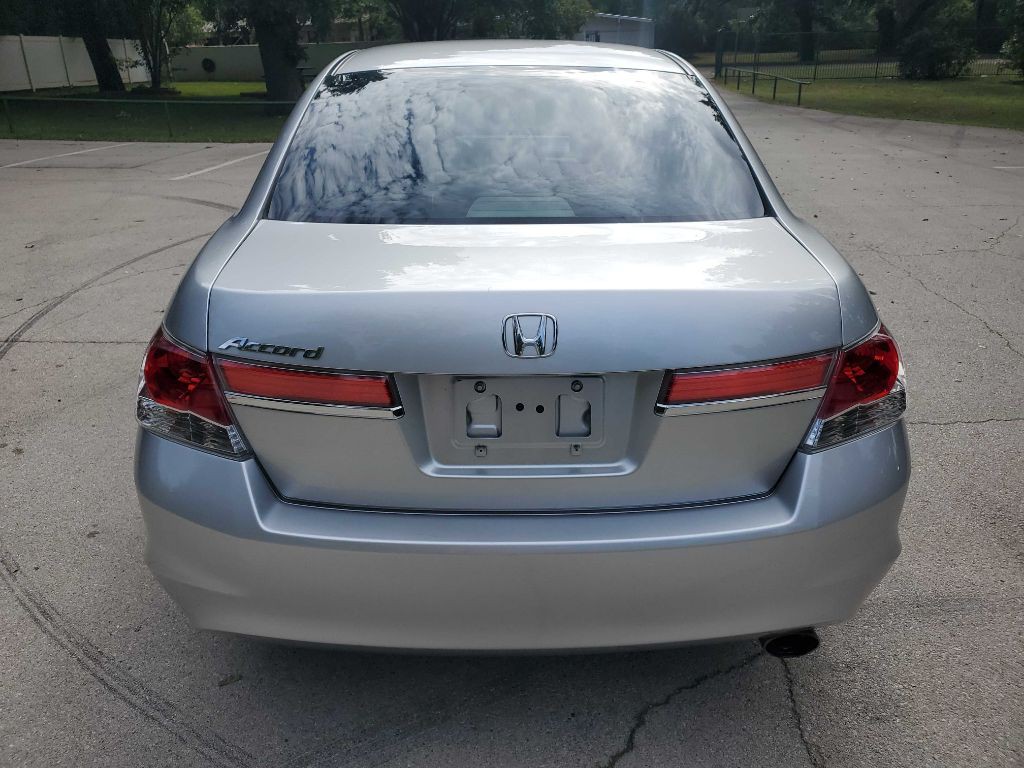 2011 Honda Accord Image 5