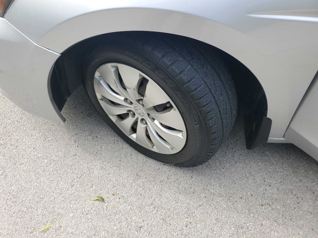 2011 Honda Accord Image 14