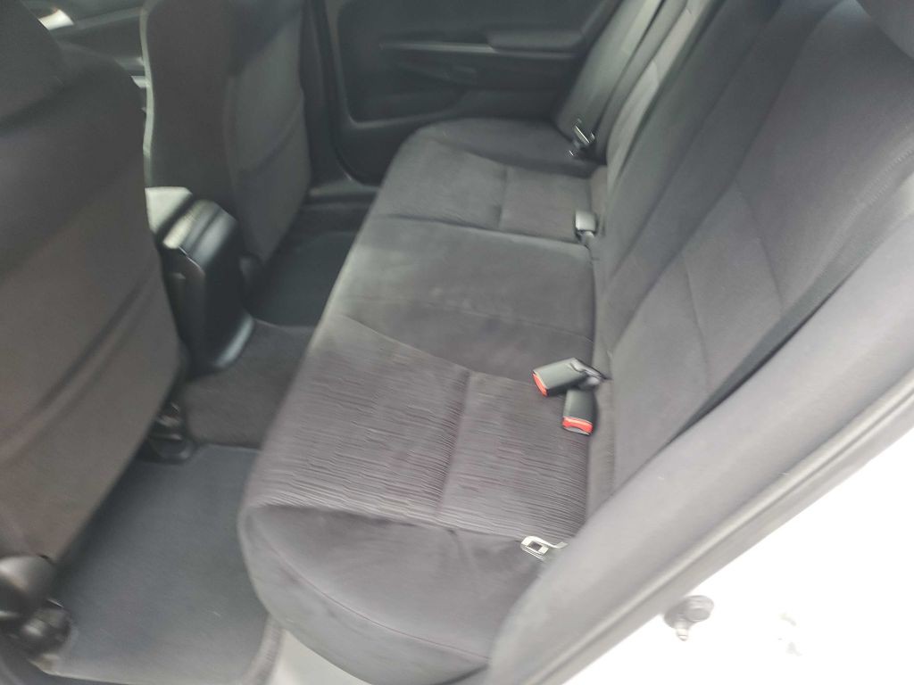 2011 Honda Accord Image 20
