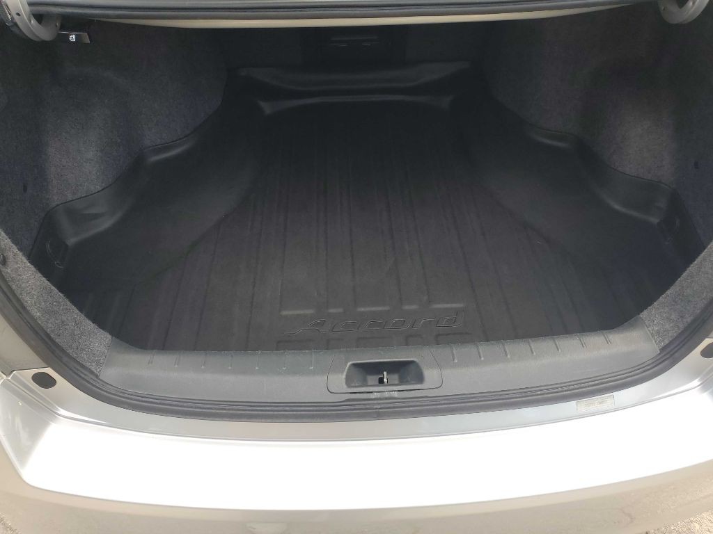 2011 Honda Accord Image 22