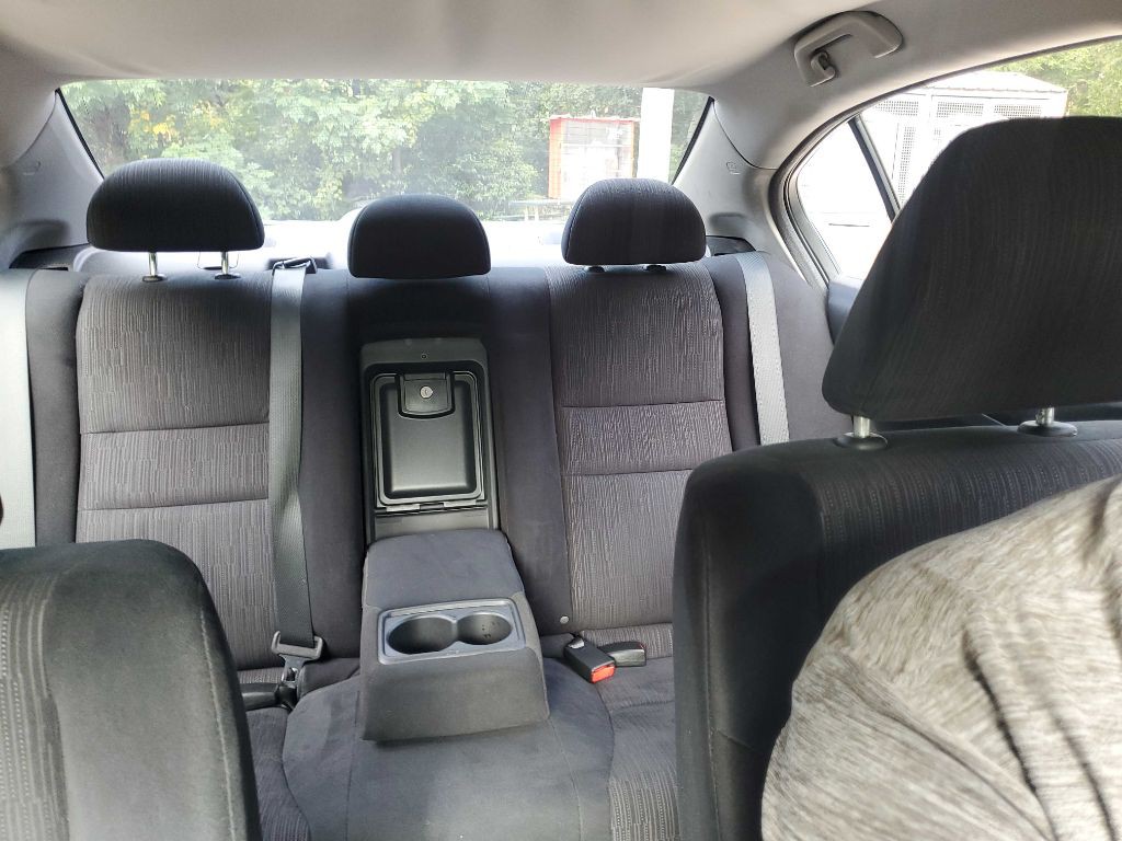 2011 Honda Accord Image 35