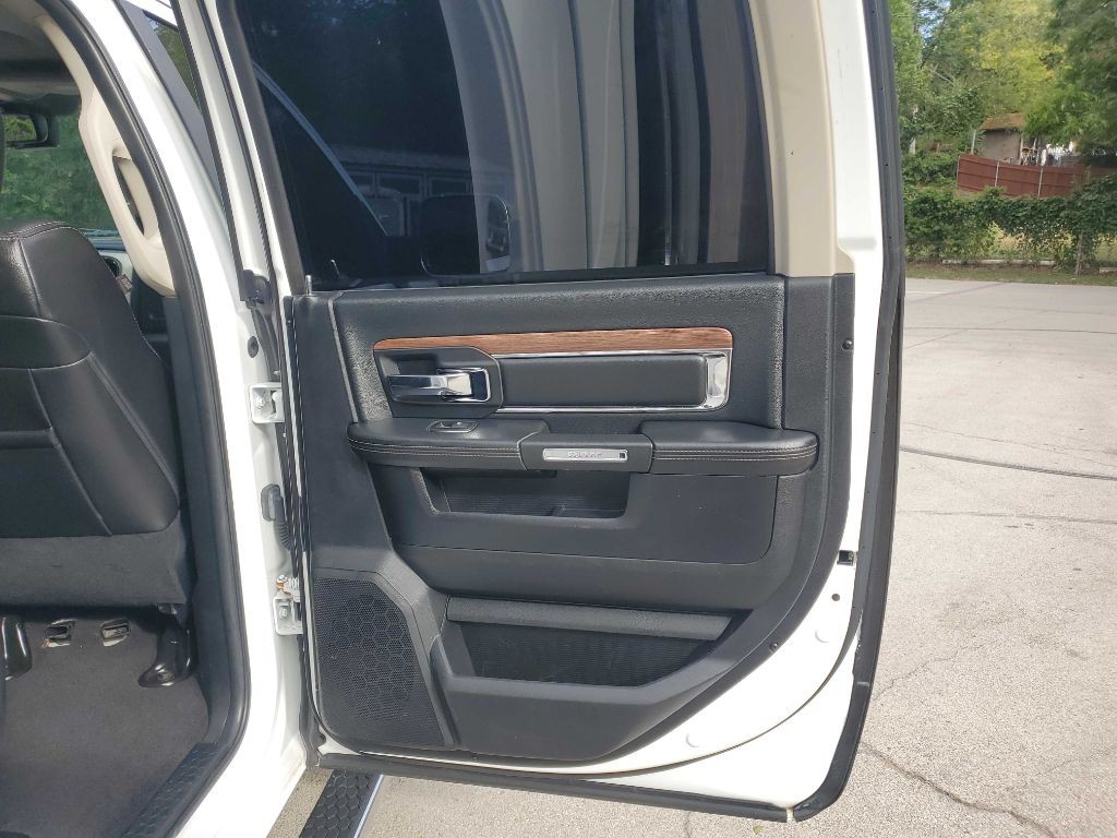 2014 RAM 2500 Image 33