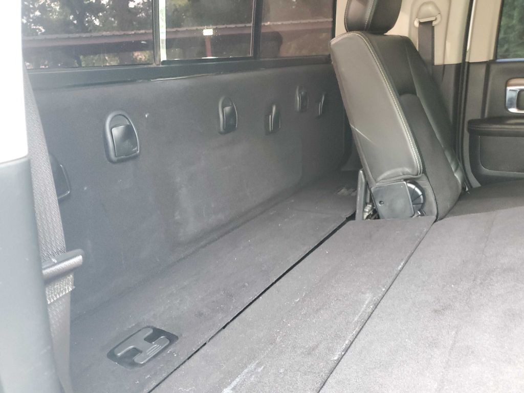 2014 RAM 2500 Image 35