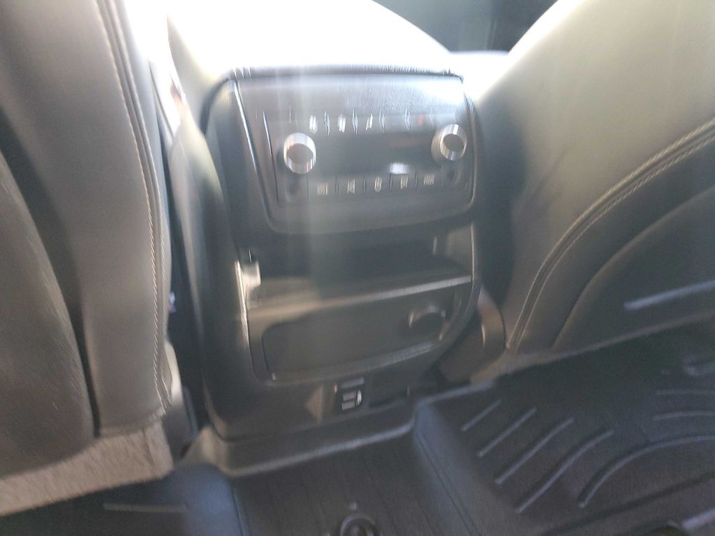 2017 Chevrolet Traverse Image 24