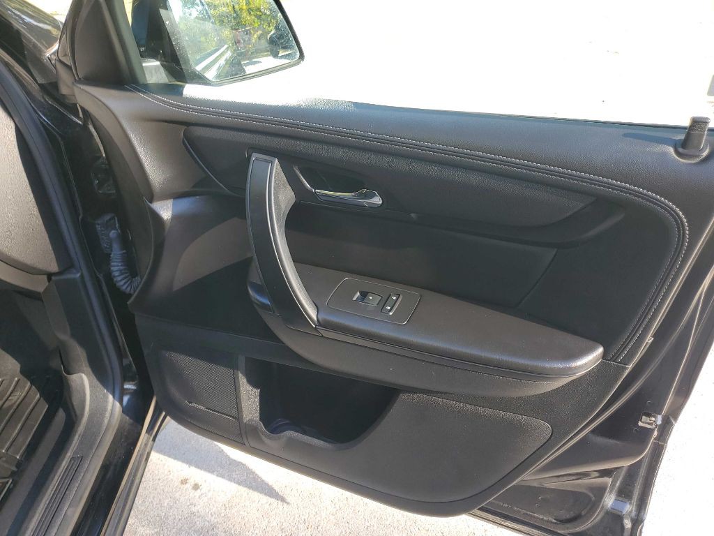 2017 Chevrolet Traverse Image 33