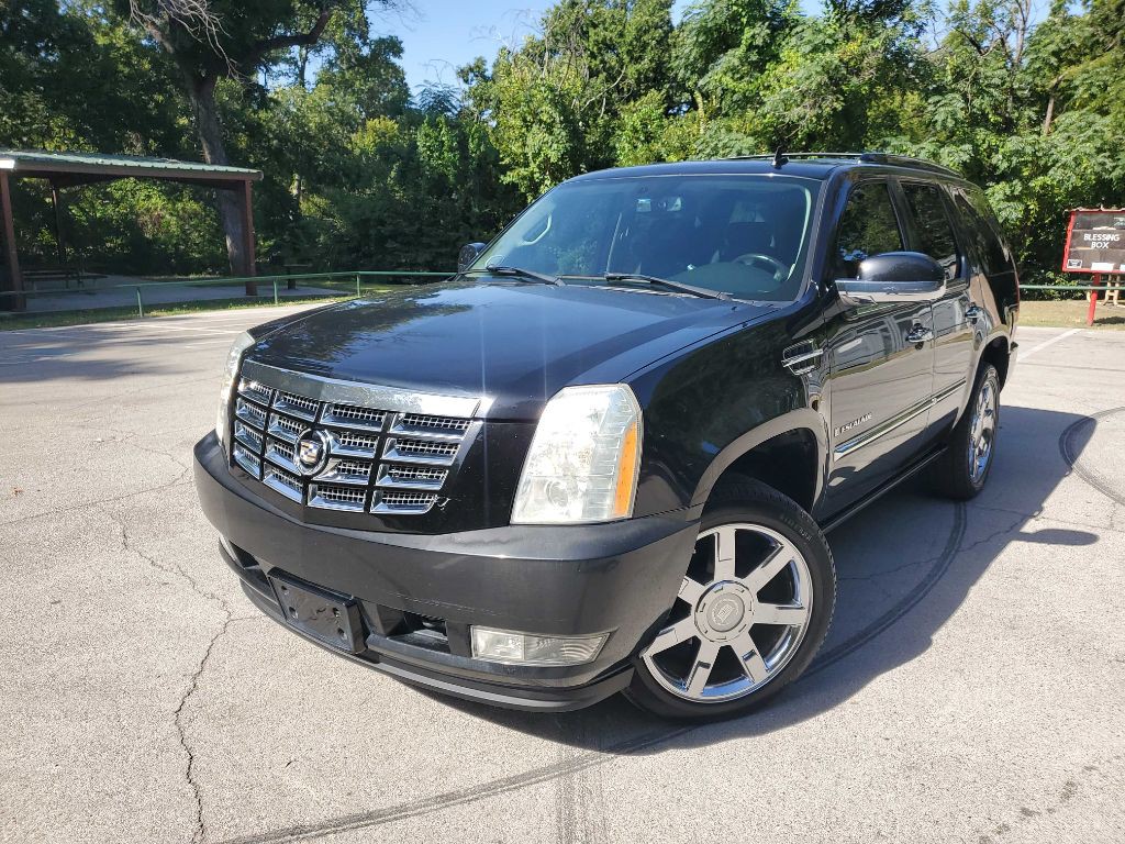 2007 Cadillac Escalade Image 2