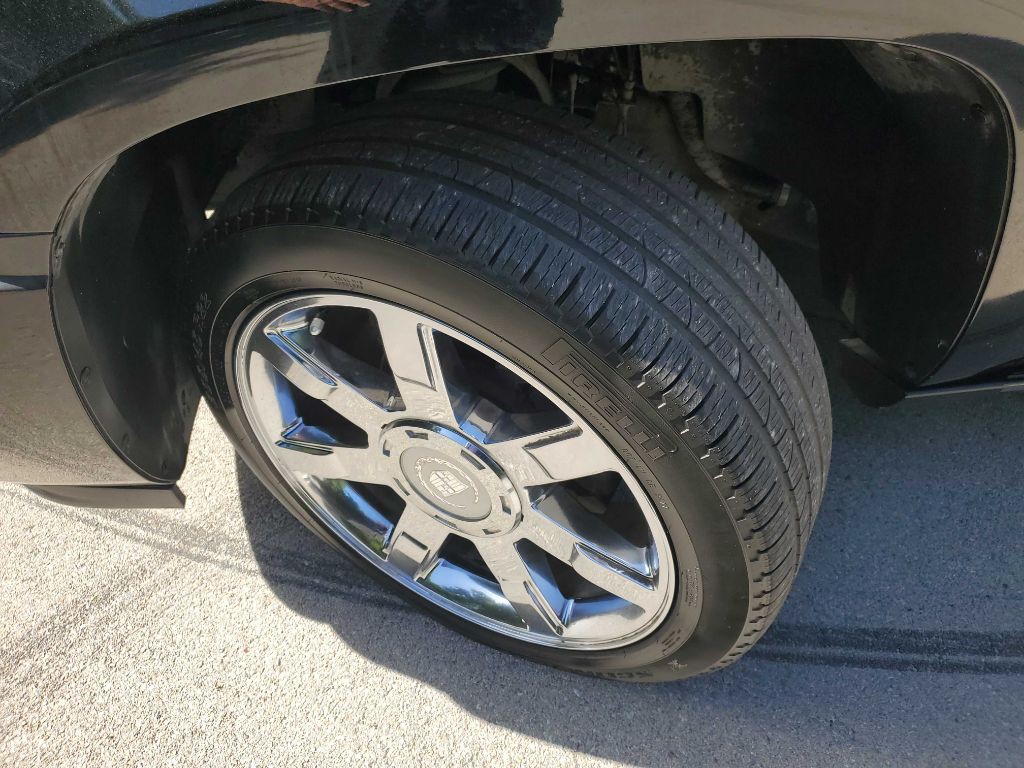 2007 Cadillac Escalade Image 13