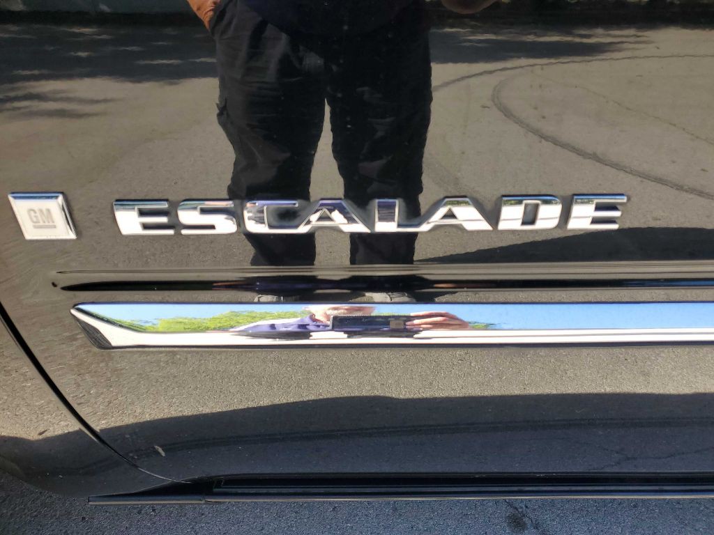 2007 Cadillac Escalade Image 16