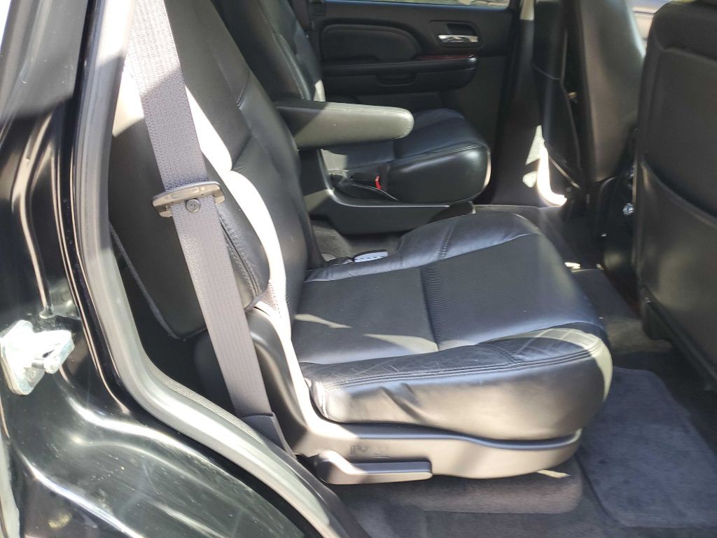 2007 Cadillac Escalade Image 33
