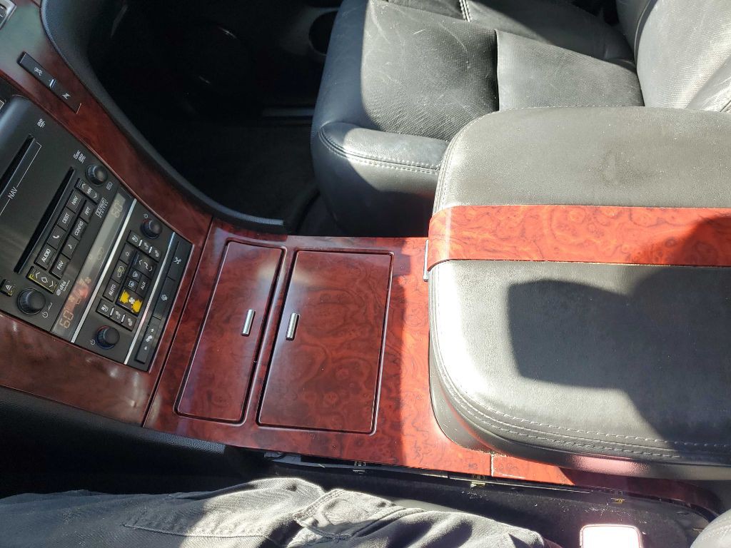 2007 Cadillac Escalade Image 43