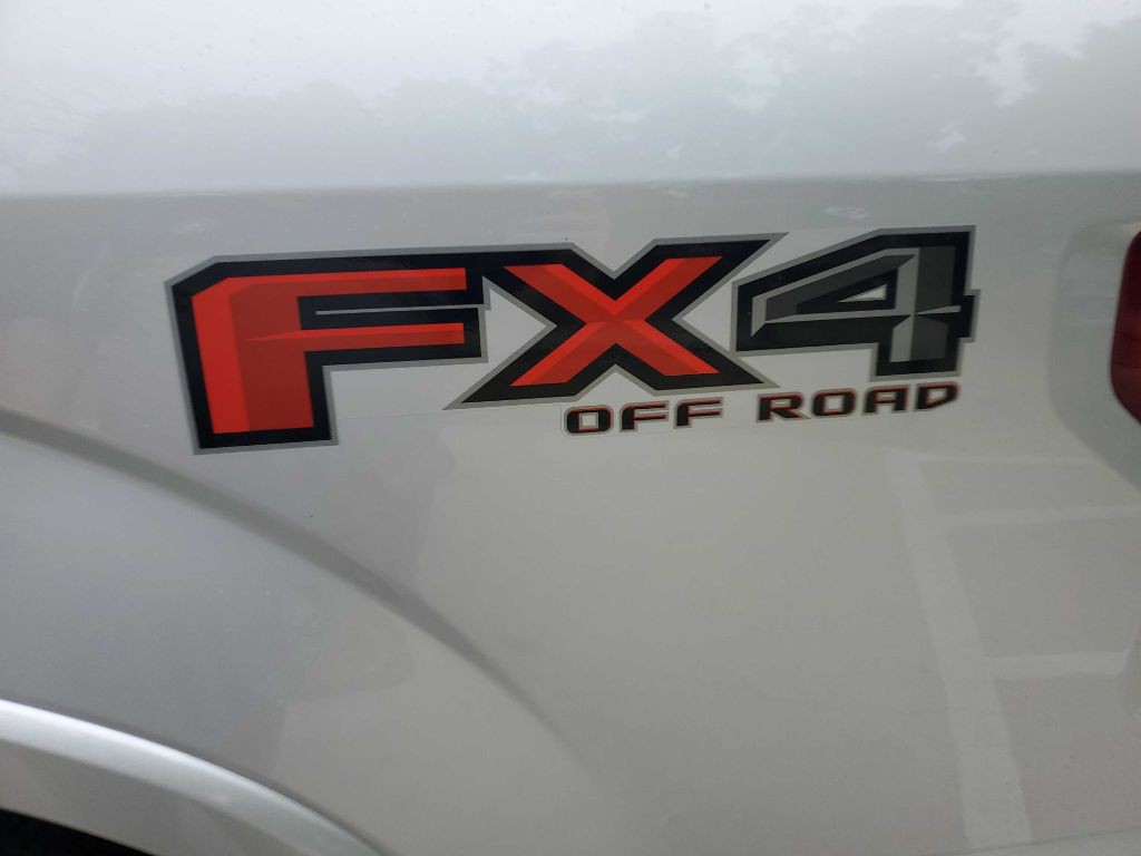 2015 Ford F-150 Image 20