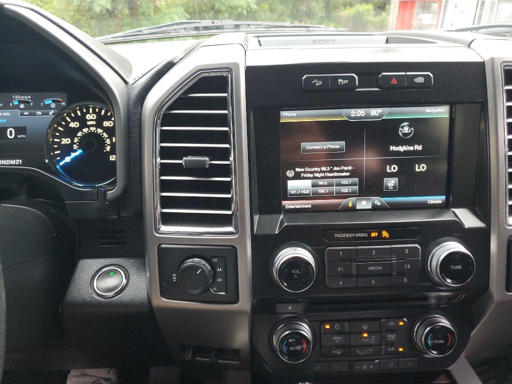 2015 Ford F-150 Image 43