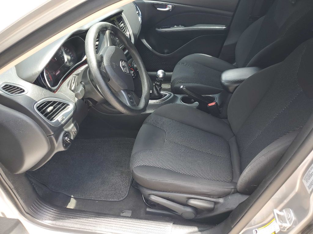 2016 Dodge Dart Image 16