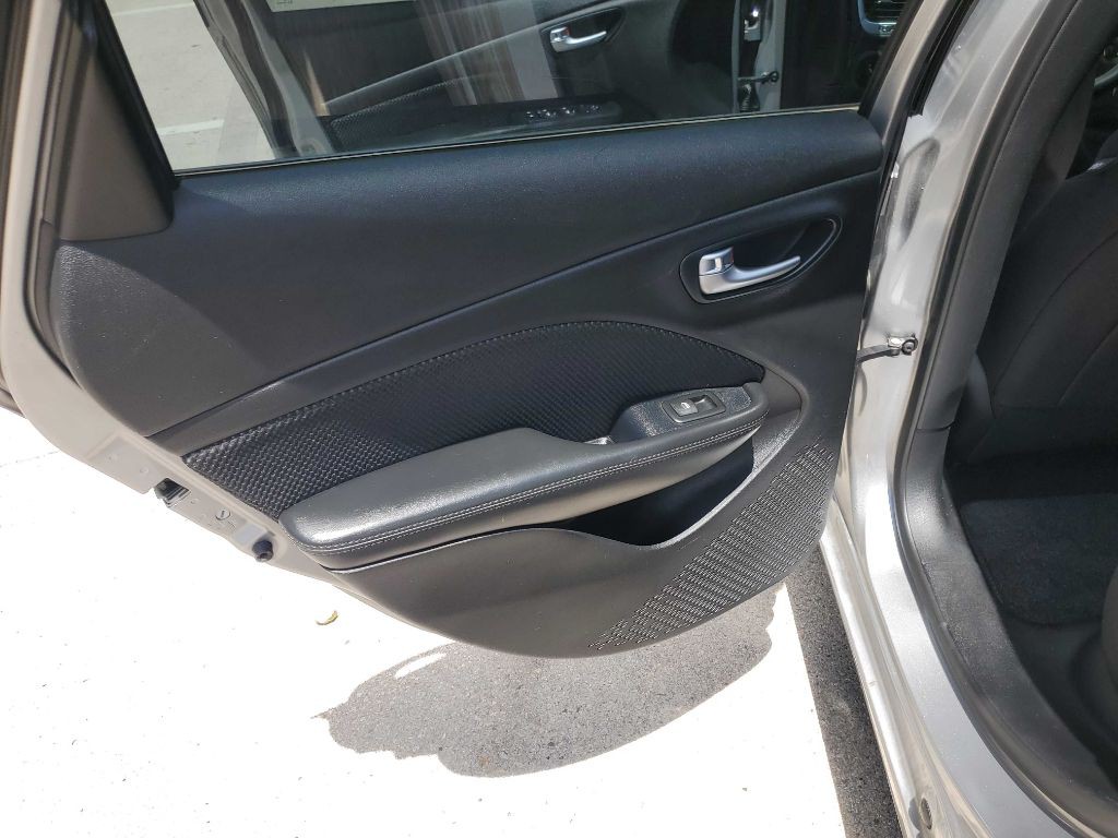 2016 Dodge Dart Image 17