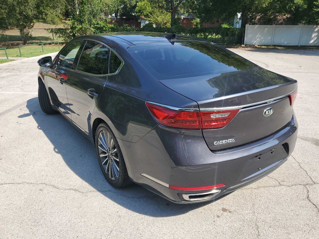 2017 Kia Cadenza Image 4
