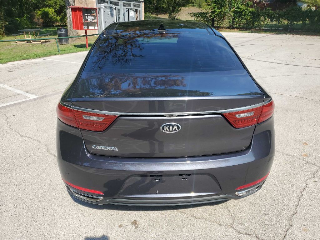 2017 Kia Cadenza Image 5