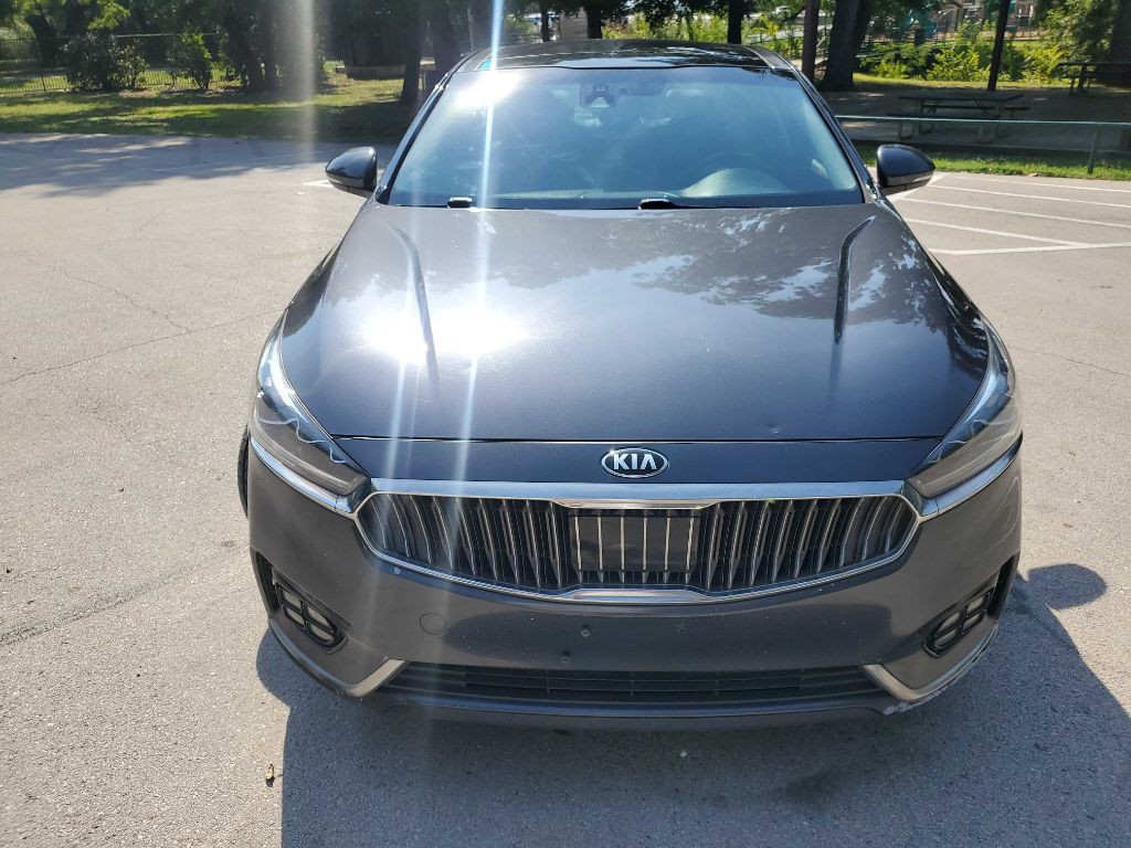 2017 Kia Cadenza Image 9