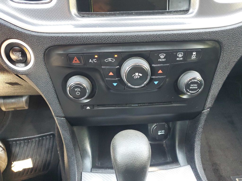 2014 Dodge Charger Image 32