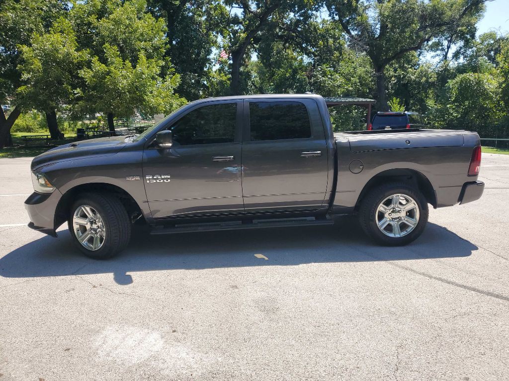 2014 RAM 1500 Image 3