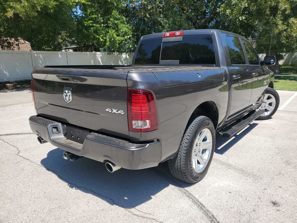 2014 RAM 1500 Image 5