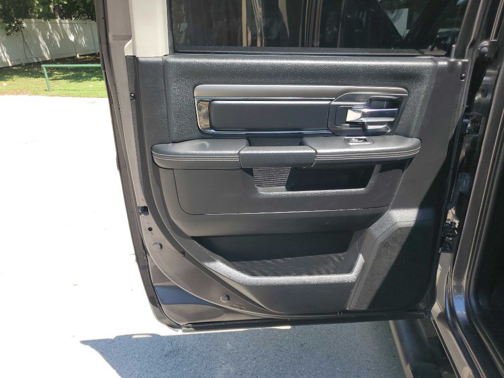 2014 RAM 1500 Image 27