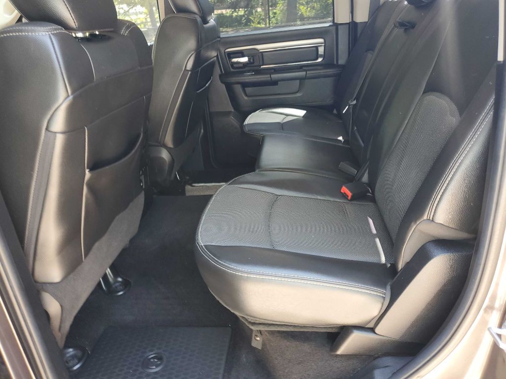 2014 RAM 1500 Image 28