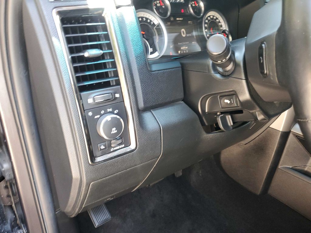 2014 RAM 1500 Image 37