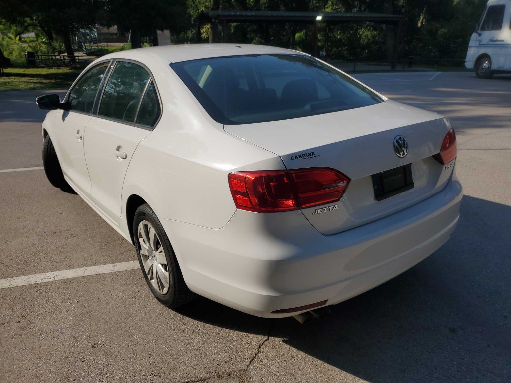 2012 Volkswagen Jetta Image 4