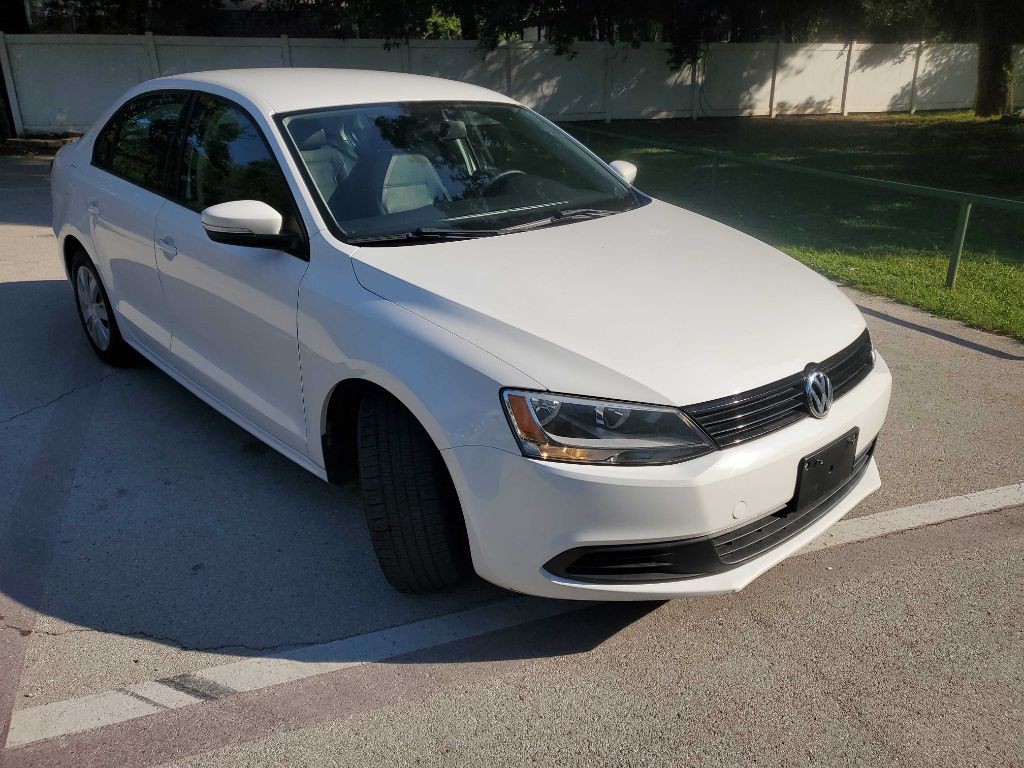 2012 Volkswagen Jetta Image 8