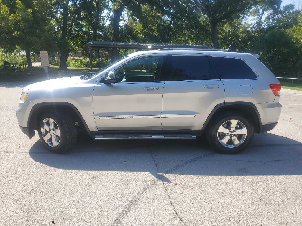 2012 Jeep Grand Cherokee Image 3