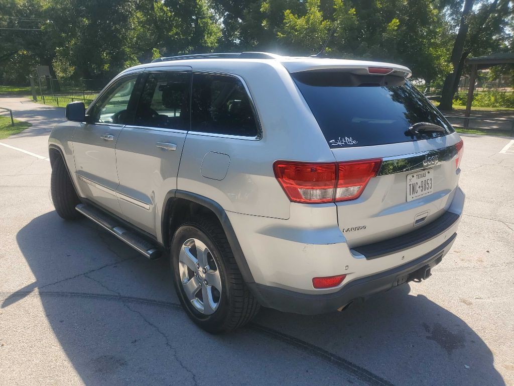 2012 Jeep Grand Cherokee Image 4