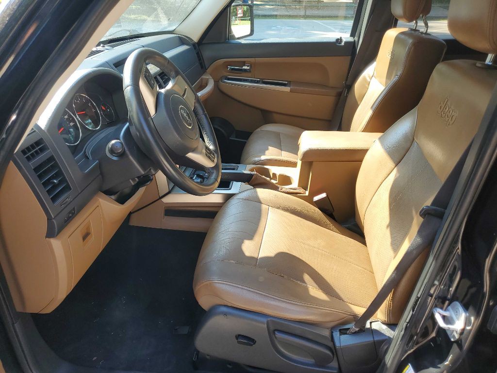 2012 Jeep Liberty Image 20