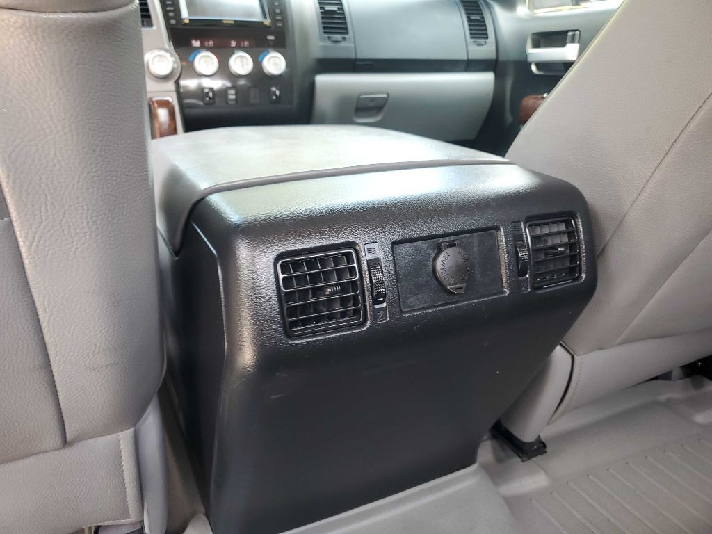 2011 Toyota Tundra Image 29