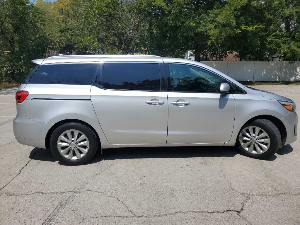 2016 Kia Sedona Image 7