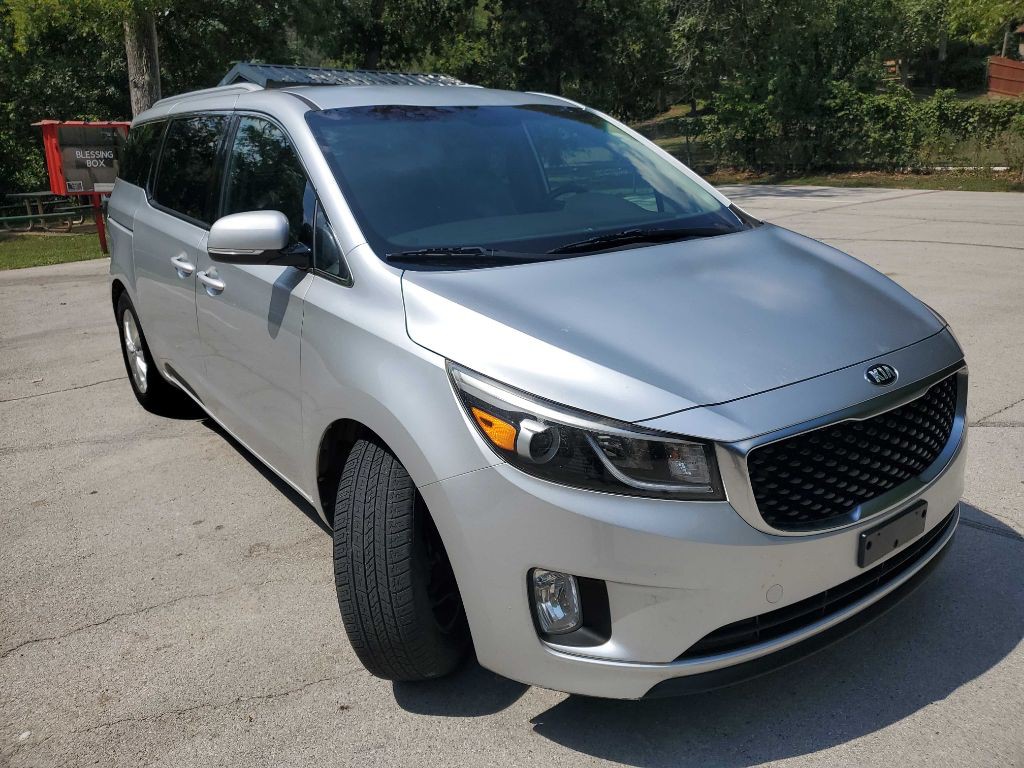 2016 Kia Sedona Image 8