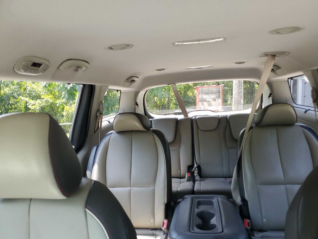 2016 Kia Sedona Image 37