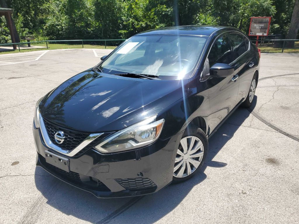 2019 Nissan Sentra Image 1
