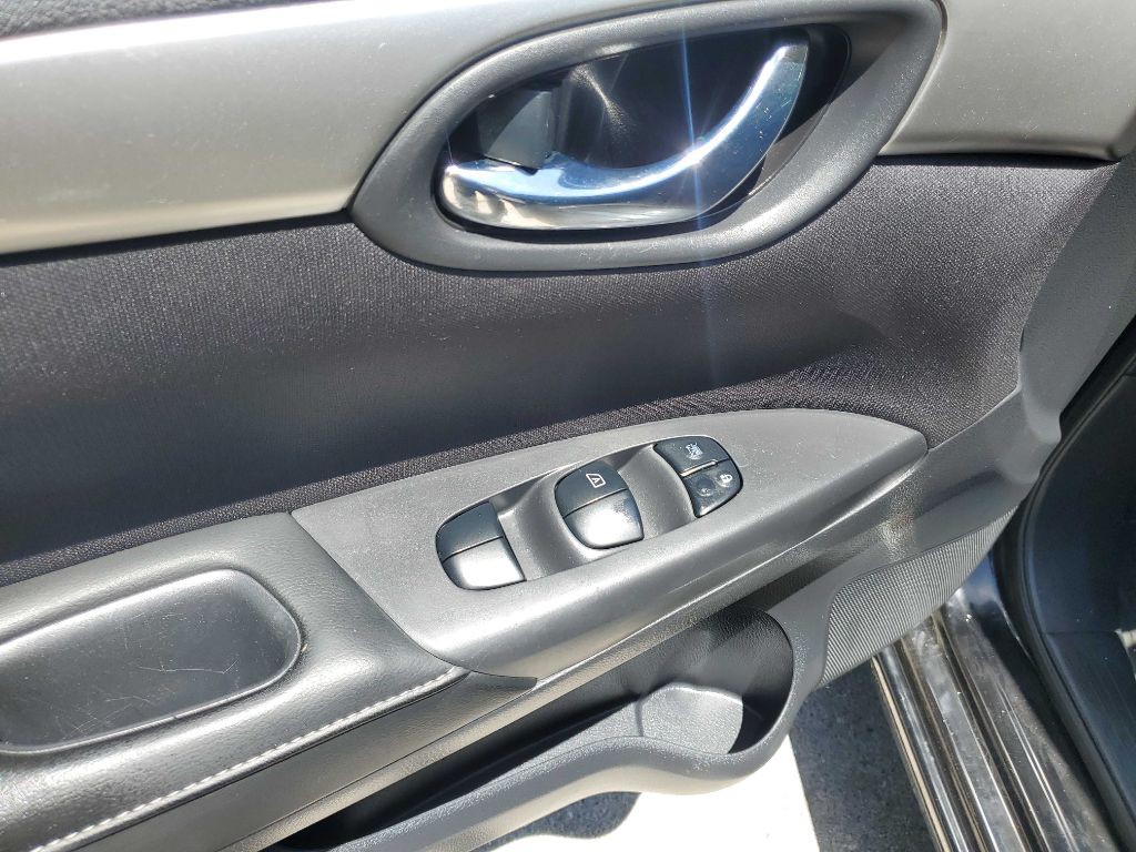 2019 Nissan Sentra Image 16
