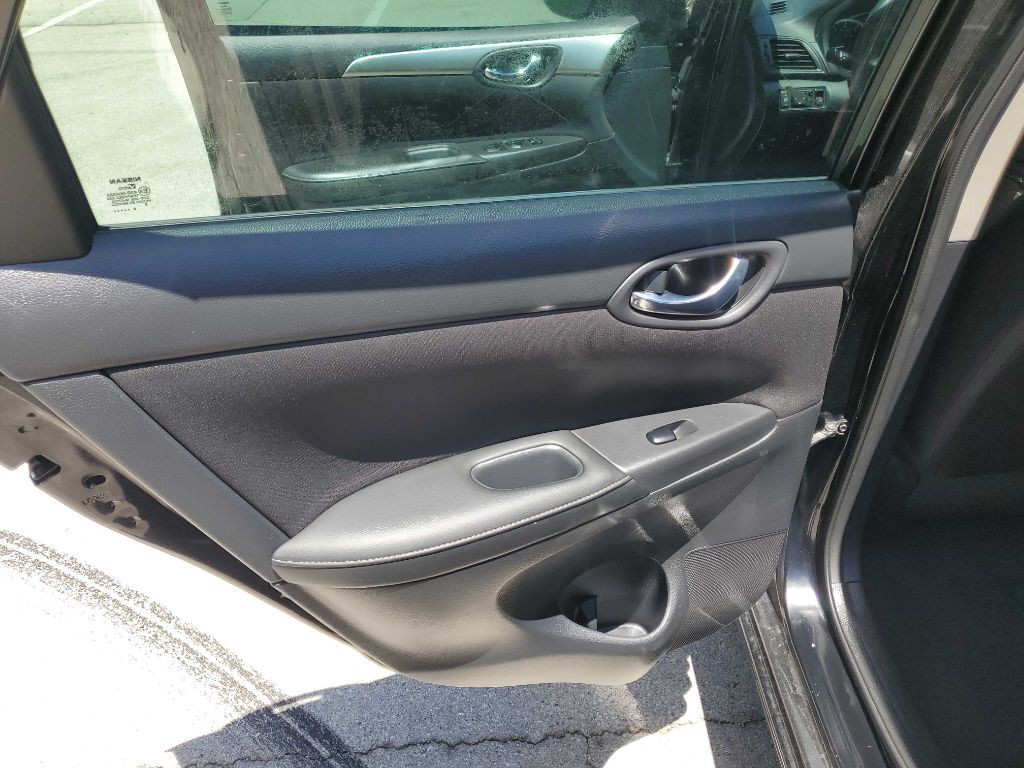 2019 Nissan Sentra Image 18