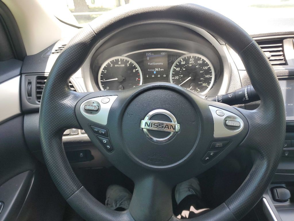 2019 Nissan Sentra Image 25