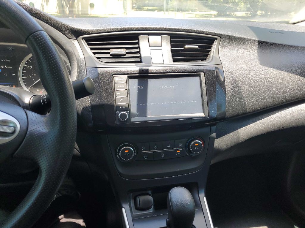 2019 Nissan Sentra Image 27