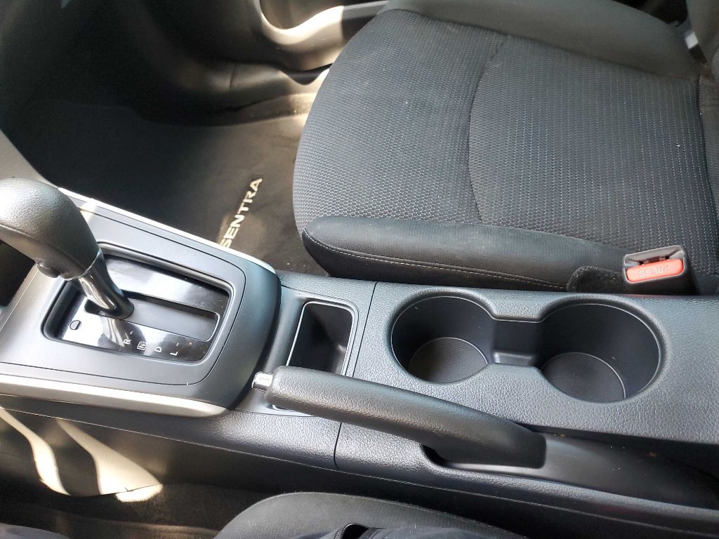 2019 Nissan Sentra Image 29