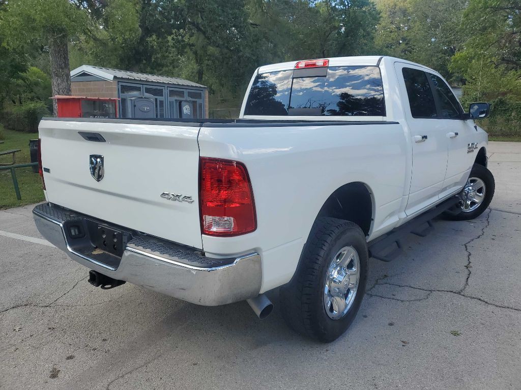 2015 RAM 2500 Image 6