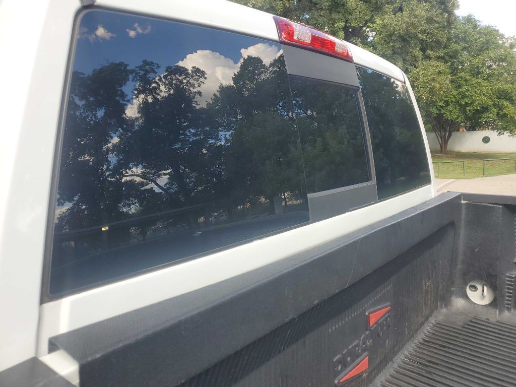 2015 RAM 2500 Image 16