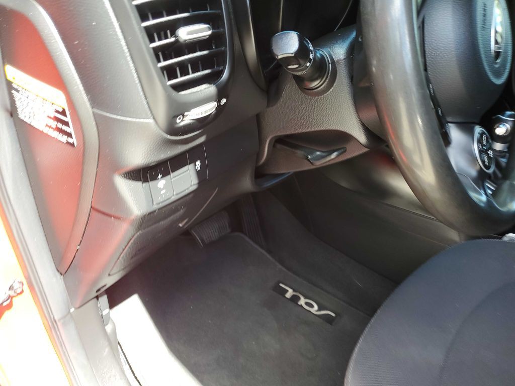 2019 Kia Soul Image 17
