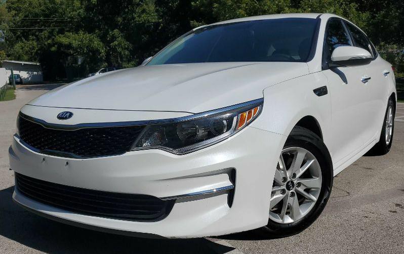 2018 Kia Optima Image 1