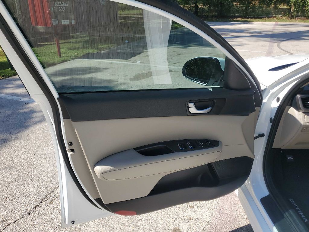 2018 Kia Optima Image 15